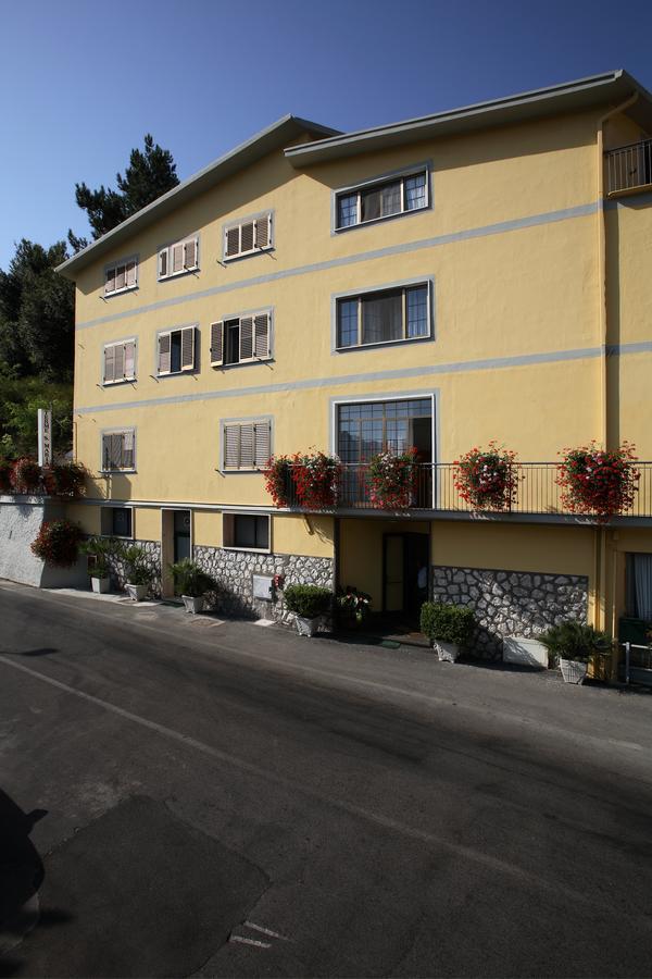 Albergo Terme Santamaria 카스텔포르테 외부 사진