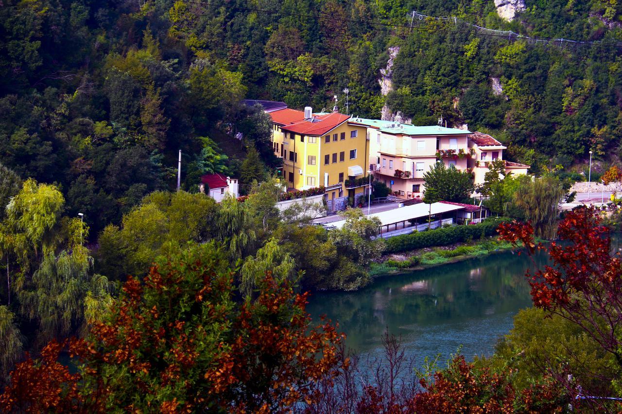 Albergo Terme Santamaria 카스텔포르테 외부 사진
